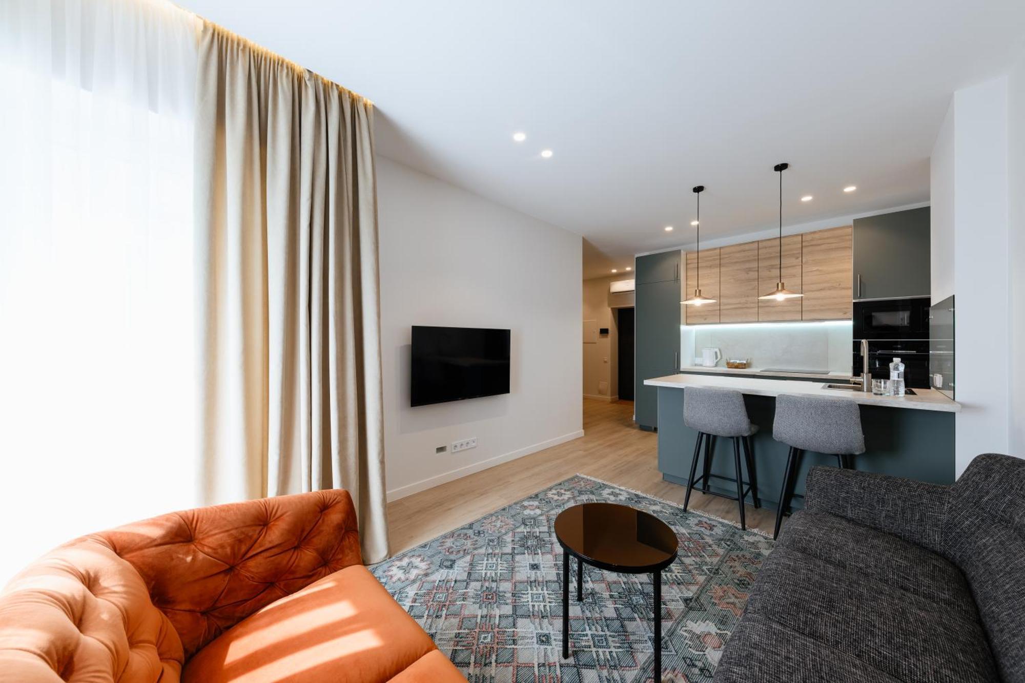 Мм Group Apartment Ужгород Екстериор снимка