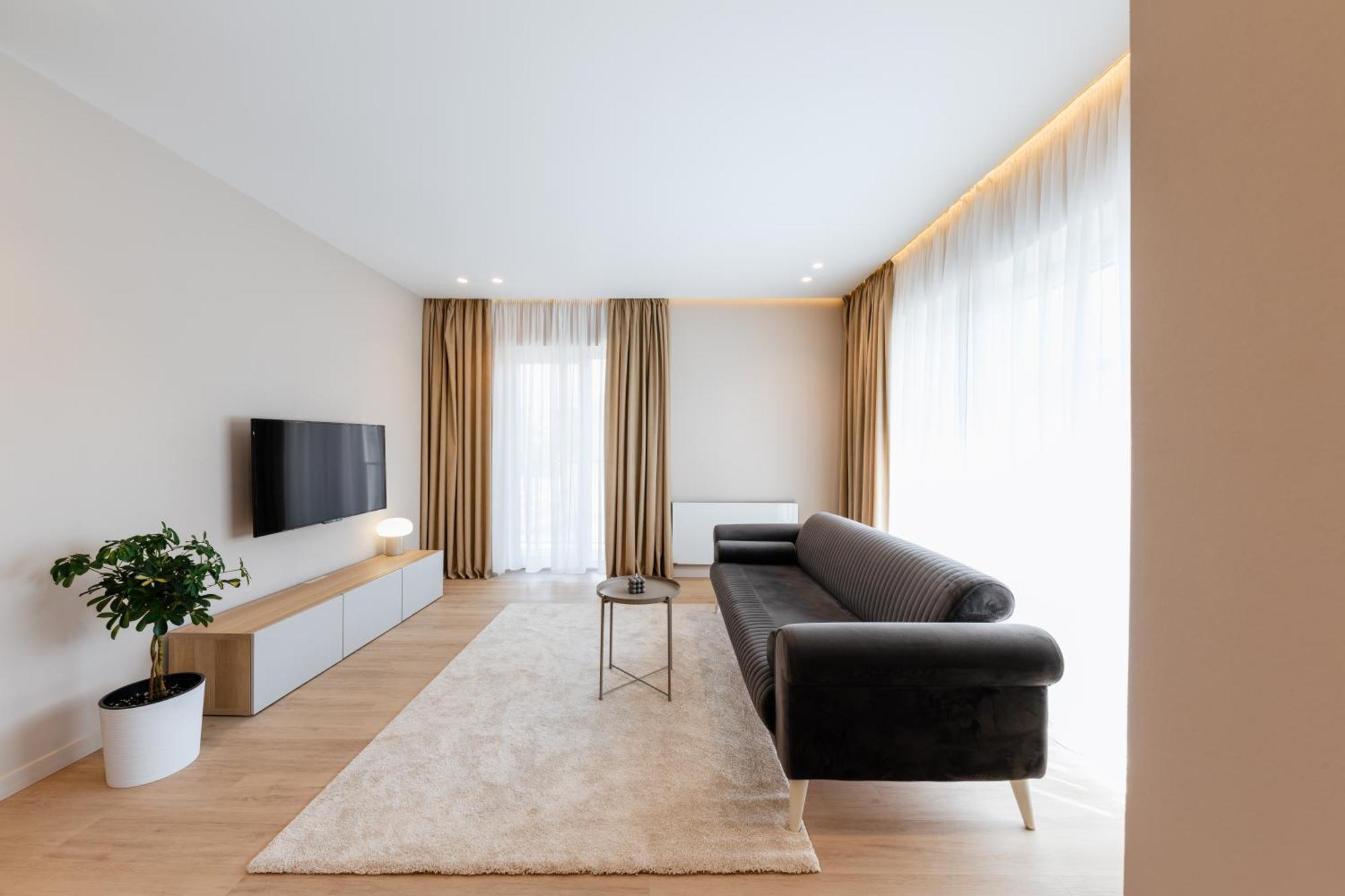 Мм Group Apartment Ужгород Екстериор снимка