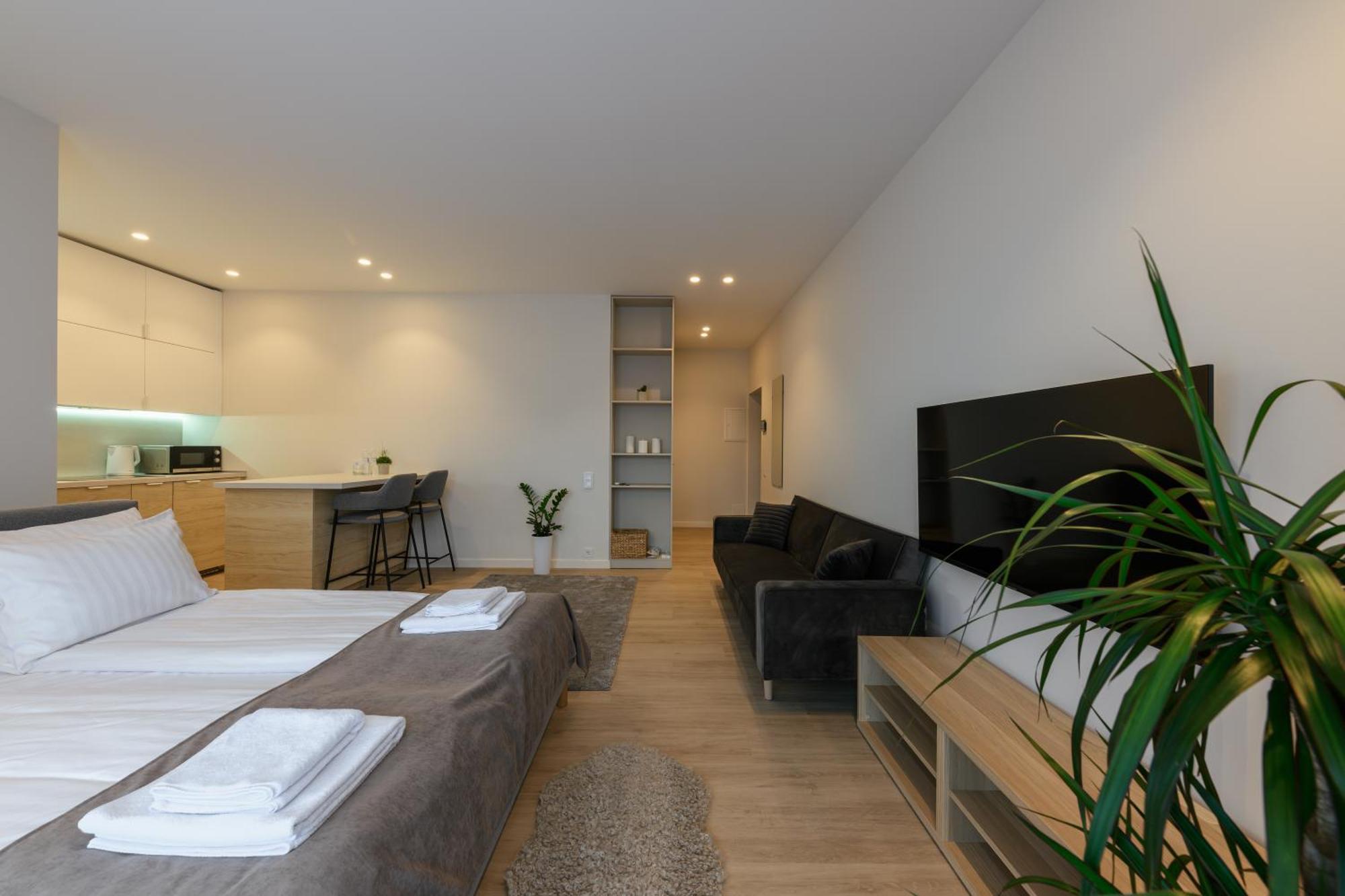 Мм Group Apartment Ужгород Екстериор снимка