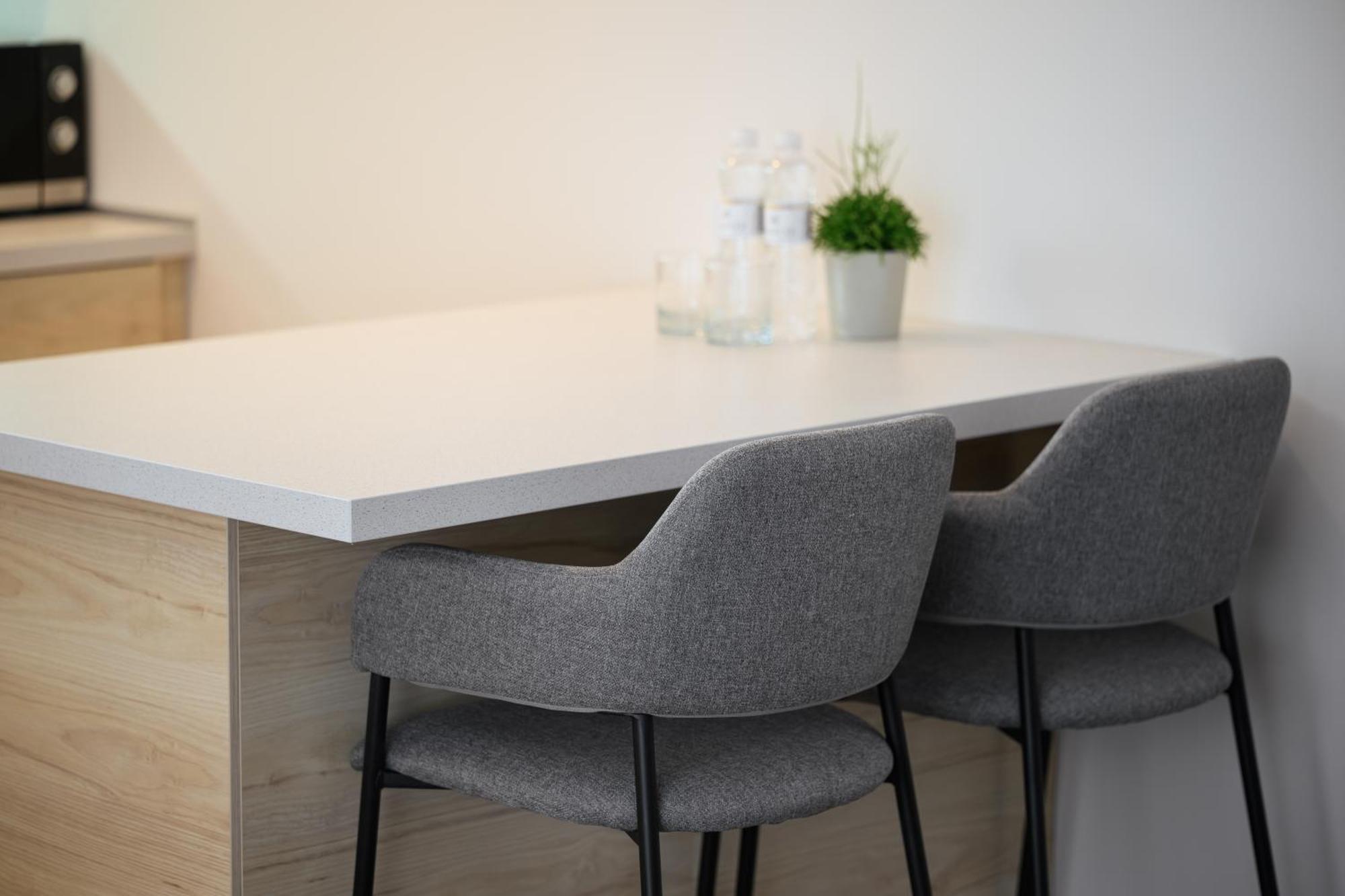 Мм Group Apartment Ужгород Екстериор снимка