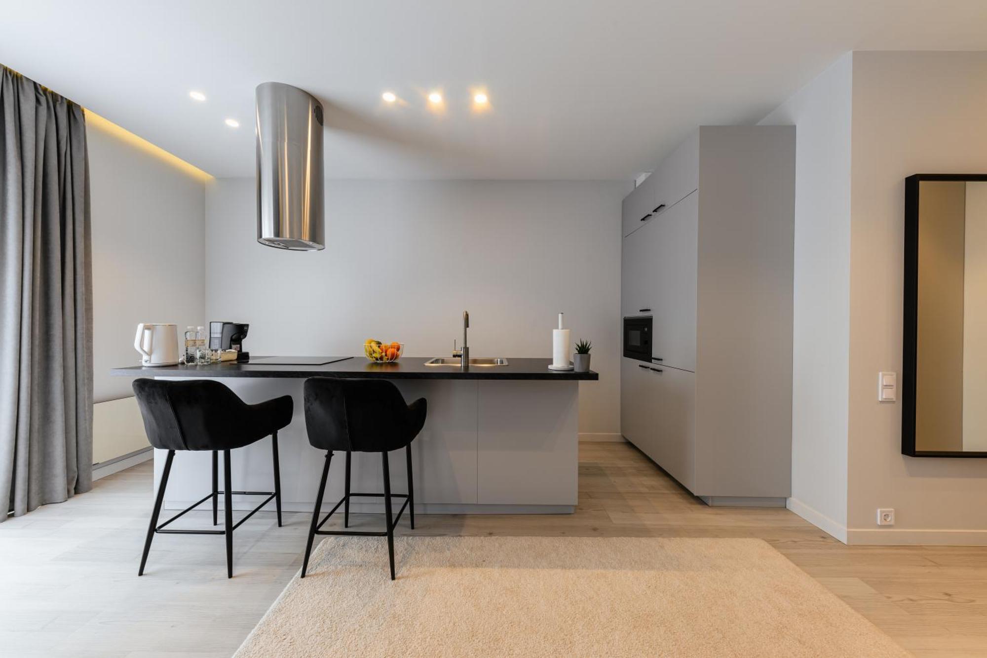 Мм Group Apartment Ужгород Екстериор снимка